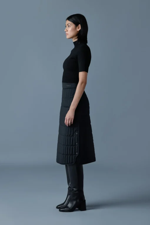 ANJA Vertical quilted down midi skirt
