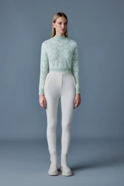LAN-SF Snowflake Jacquard knit top
