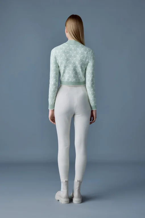 LAN-SF Snowflake Jacquard knit top