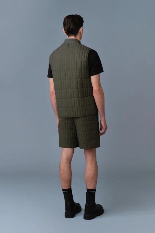 LEVI Light Down Vertical Quilted Vest