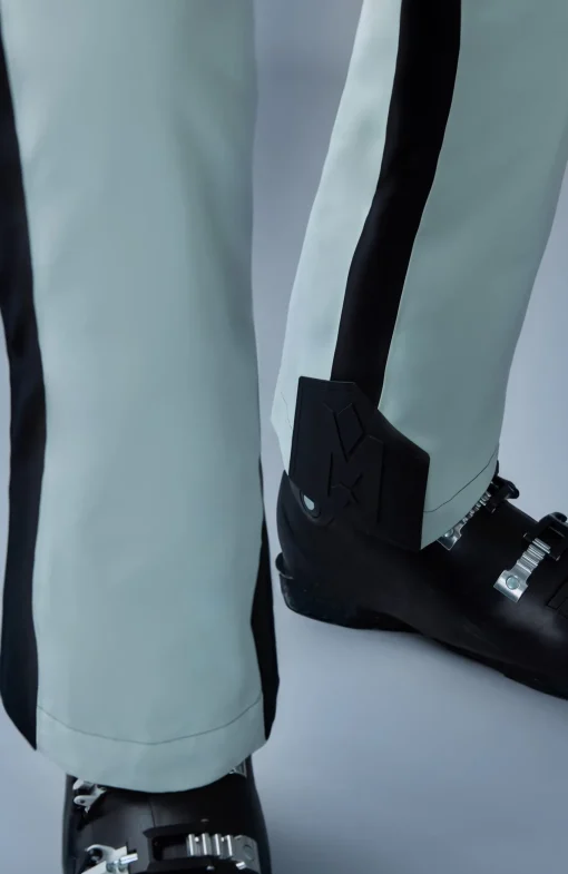 NYOMI ski pant with removable suspenders