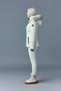 PATSY Agile 360 down jacket with blue fox fur