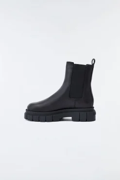 STORM shearling-lined (R) Leather Chelsea boot for women