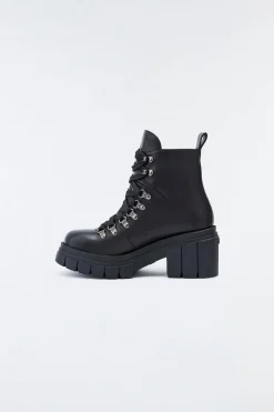 SUMMIT unlined (R) Leather ankle boot for women