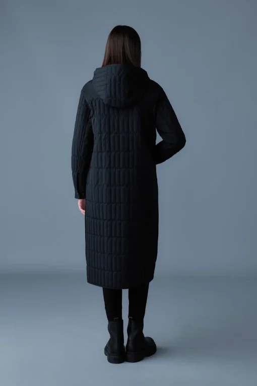 TADOKA Light down vertical quilted coat