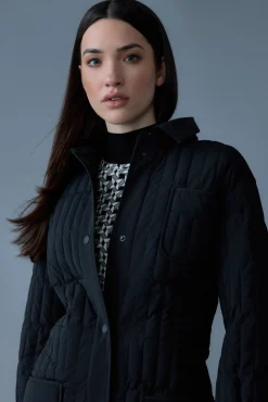 TADOKA Light down vertical quilted coat